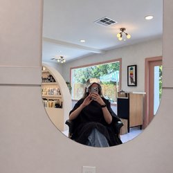 Capsyl Salon