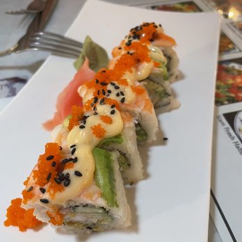 China Dynasty - Crazy Lady roll - Sushi Bars Near Me - Centerville, Ohio China Dynasty - Crazy Lady roll - Sushi Bars Near Me - Centerville, Ohio