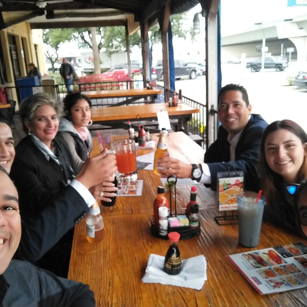 Mambo Seafood - Un día genial!!!!! La comida muy rica, y nuestra anfitriona a la altura, muy contentos de #mambo - Seafood Near Me - Houston, Texas Mambo Seafood - Un día genial!!!!! La comida muy rica, y nuestra anfitriona a la altura, muy contentos de #mambo - Seafood Near Me - Houston, Texas