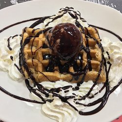 Gancho y Directo - Gofre con helado