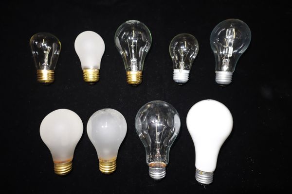 Kwong Ming Lighting by null