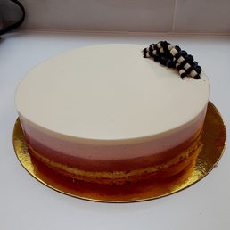 Berry Mousse Cake Berry Mousse Cake