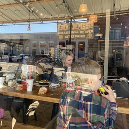 Jonah's on Johnston: Live Music on a Sunday