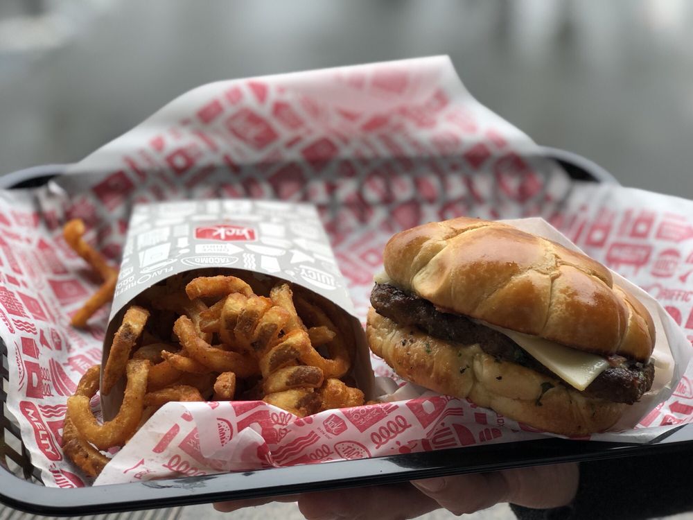 JACK IN THE BOX 39 Photos & 61 Reviews Fast Food 15 S Capitol Ave