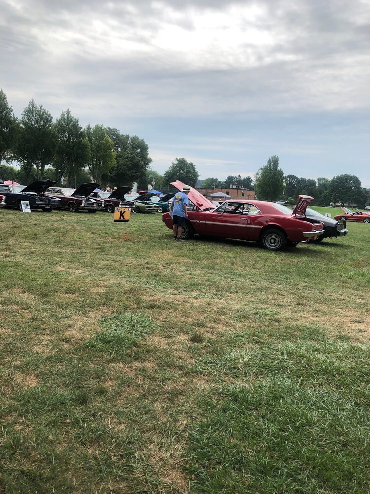 AMOS HERR PARK Updated August 2024 18 Photos & 10 Reviews 1700