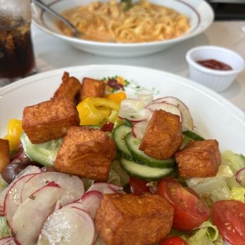 Cafe Landwer - Halloumi salad - Breakfast & Brunch Near Me - Hallandale Beach, Florida