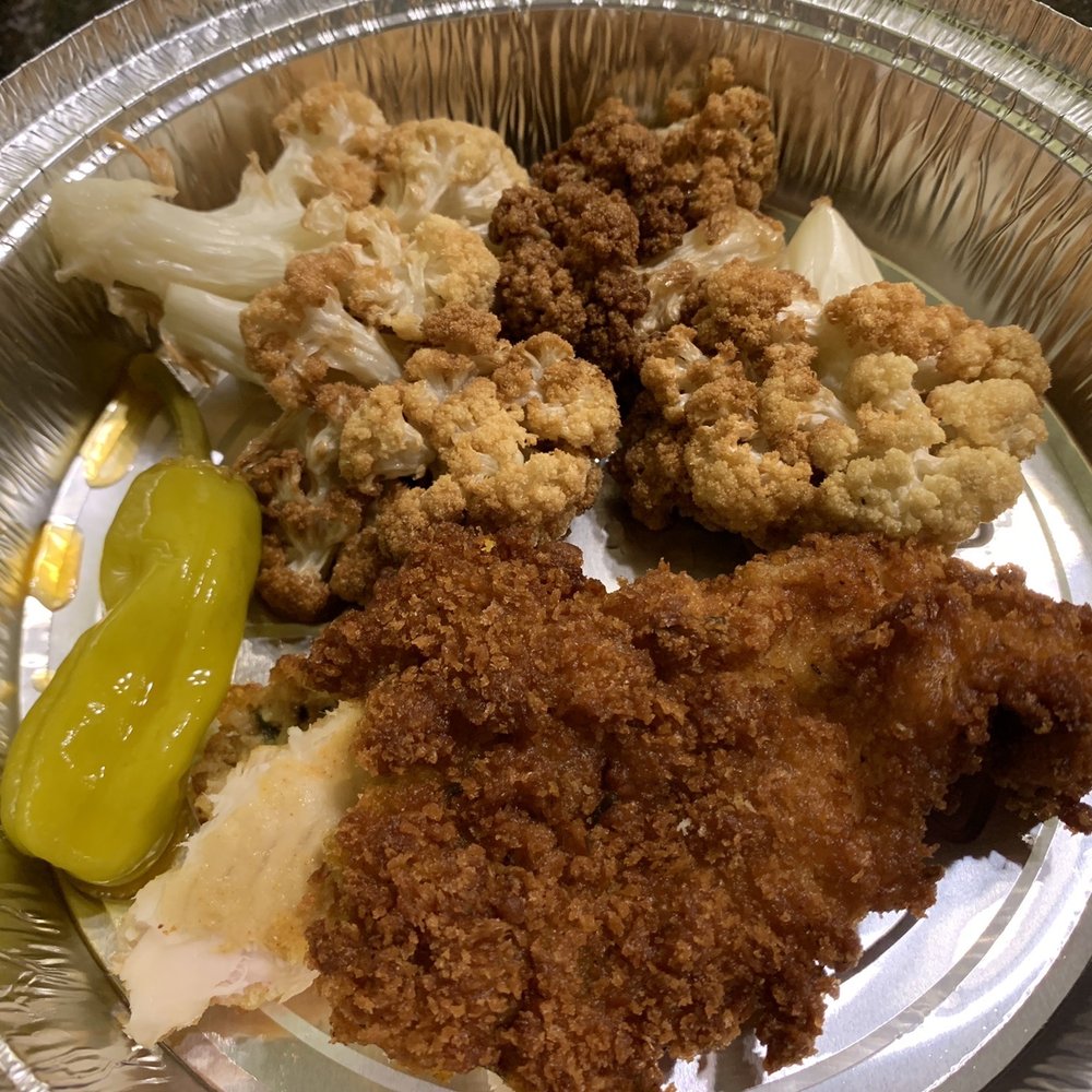 Al Taib Grill - Buffet sélections: fried chicken, cauliflower, hot pepper - Halal Near Me - Montreal, Quebec Al Taib Grill - Buffet sélections: fried chicken, cauliflower, hot pepper - Halal Near Me - Montreal, Quebec