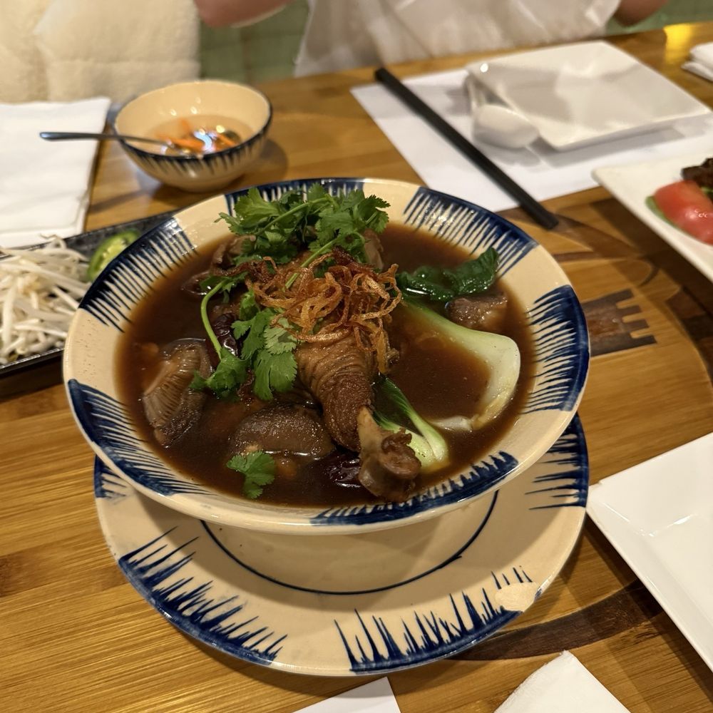 Truong Thanh Restaurant - Vietnamese Near Me - Milpitas, California Truong Thanh Restaurant - Vietnamese Near Me - Milpitas, California