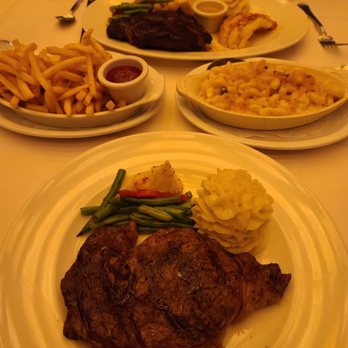 Hy's Steak House - Kind of dark in the restaurant. - Steakhouses Near Me - Honolulu, Hawaii Hy's Steak House - Kind of dark in the restaurant. - Steakhouses Near Me - Honolulu, Hawaii