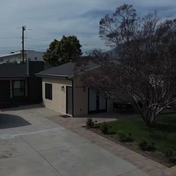 The Ivy Builders - Front landscaping and new pavers - General Contractors Near Me - Los Angeles, California