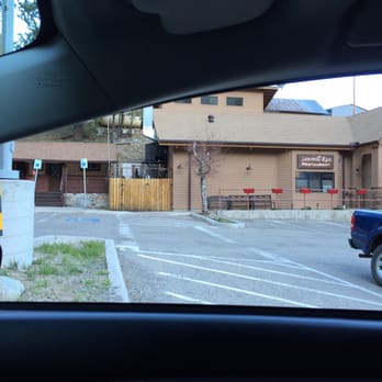 Mt Lemmon - There r couple restaurants at the very top of the mountain, but they were all closed :( - Hiking Near Me