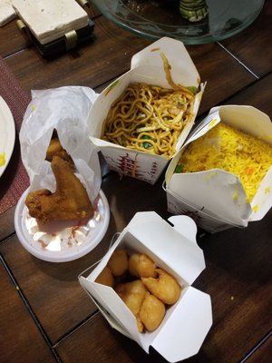 Lian's Kitchen by null