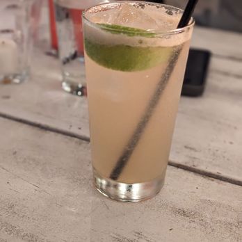 Heights & Co - Heights H2O - Cocktail Bars Near Me - Houston, Texas