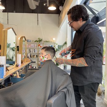 Pageboy - Nikk doing his thing. - Hair Salons Near Me - San Jose, California Pageboy - Nikk doing his thing. - Hair Salons Near Me - San Jose, California