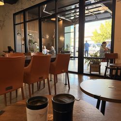 Refuge Coffee - Lovely inside