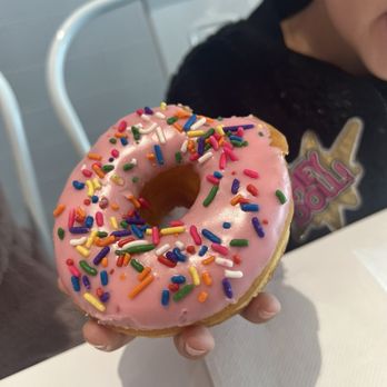 Yonutz - Donuts Near Me - Spring Valley, Nevada Yonutz - Donuts Near Me - Spring Valley, Nevada