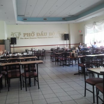 Pho Dau Bo Restaurant - They have a large restaurant - Vietnamese Near Me - St Catherines, Ontario