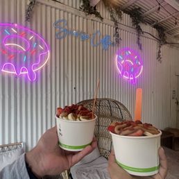 Açaí berry bowls! Açaí berry bowls!