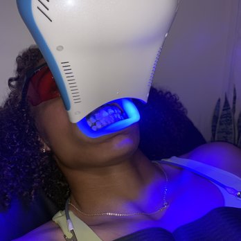 Gina's Airbrush Tanning - Teeth Whitening (1 hr) - Spray Tanning Near Me - Del Mar, California