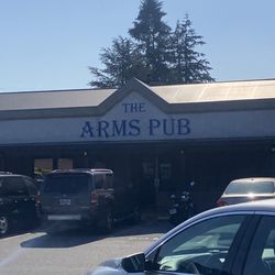 The Arms Pub