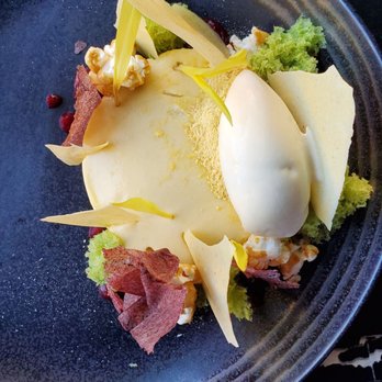 Ratafia - END OF SUMMER Corn bread, corn and yogurt crémeux, pandan chiffon, cherry gel, corn ice cream, caramel popcorn - Wine Bars Near Me - Montreal, Quebec