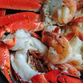 Red Lobster - Ultimate Feast - Seafood Near Me - Brampton, Ontario