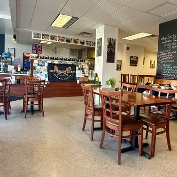 The Salty Chef’s - Salty Chef's dining area & service counter - American Near Me - Buffalo, New York