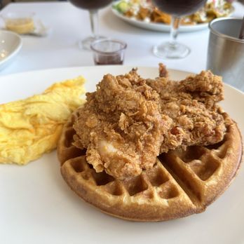 Harry's Restaurant - Chicken and Waffle and Spicy Fried Chicken - Breakfast & Brunch Near Me - Houston, Texas