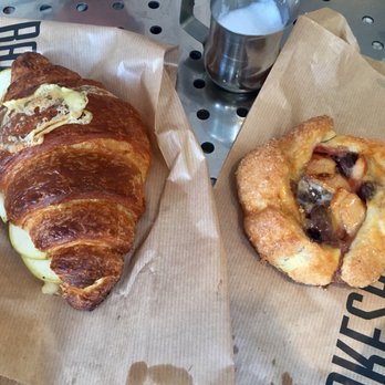 Bakeshop Praha - Bakeries Near Me - Prague, Puerto Rico