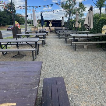Chellas Arepa Kitchen - Outdoor seating - Venezuelan Near Me - Lancaster, Pennsylvania Chellas Arepa Kitchen - Outdoor seating - Venezuelan Near Me - Lancaster, Pennsylvania