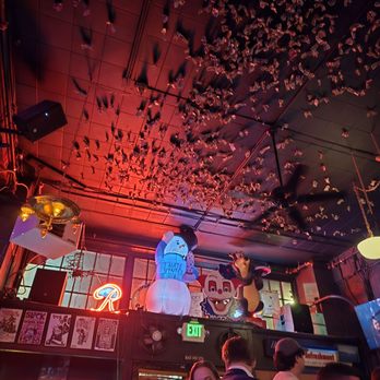The Comet Tavern - Dive Bars Near Me - Seattle, Washington The Comet Tavern - Dive Bars Near Me - Seattle, Washington