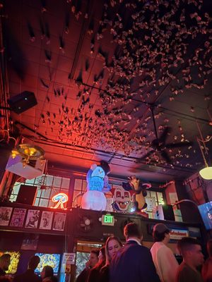 Comet Tavern by null