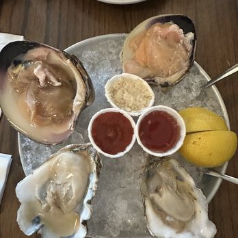 Thames Street Oyster House - Seafood Near Me - Baltimore, Maryland Thames Street Oyster House - Seafood Near Me - Baltimore, Maryland