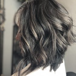 Beautyland Studios - Shattered bob and gray hair