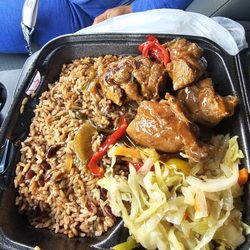 Andreas Caribbean & Seafood Restaurant - Brown stew chicken.  This how much you get for $17.50. A little of nothing.