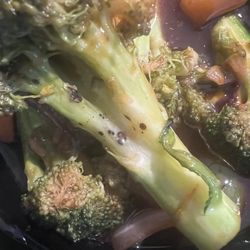 Ho Wok Chinese Restaurant - Broccoli in Garlic Sauce