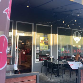 Killer Noodle - Outside - Ramen Near Me - Los Angeles, California