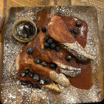 Cafe Raymond - French Toast - Breakfast & Brunch Near Me - Pittsburgh, Pennsylvania