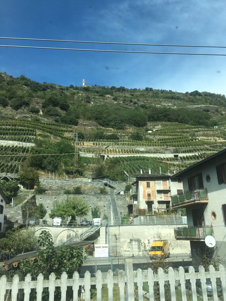 STAZIONE FS DI TRESENDAAPRICATEGLIO Via Tresenda Nazionale