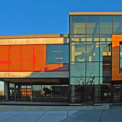 Everett Community College - Everett Community College's Whitehorse Hall, home of the college's arts, sciences and journalism programs.