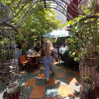 Tower Cafe - Breakfast & Brunch Near Me - Sacramento, California