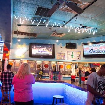 Big Easy Daiquiris - Pizza Near Me - New Orleans, Louisiana Big Easy Daiquiris - Pizza Near Me - New Orleans, Louisiana