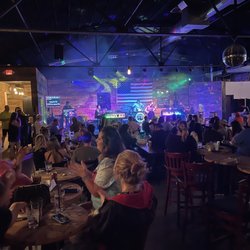 Shady Keys - Pianos, stage and crowd.