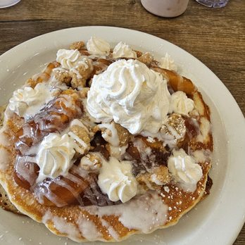 Bobbie's Southern Kitchen - Peach Cobbler Pancakes - American Near Me - San Antonio, Texas