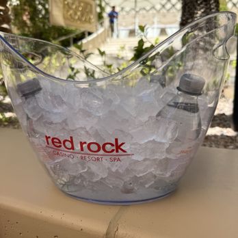 Red Rock Pool - Water bucket - Lounges Near Me - Las Vegas, Nevada