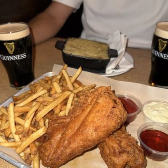 Tom Bergin's - Fish & Chips - Sports Bars Near Me - Los Angeles, California Tom Bergin's - Fish & Chips - Sports Bars Near Me - Los Angeles, California