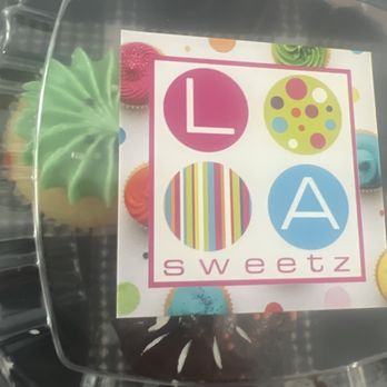 LA Sweetz - Cupcakes - Bakeries Near Me - South Miami, Florida