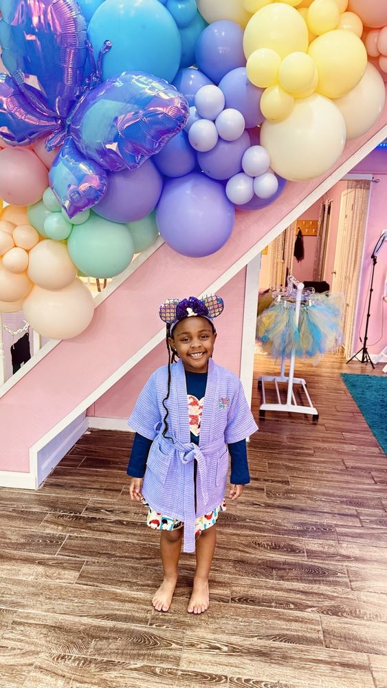 Trinity's Day Spa Logo