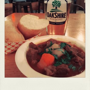 Da Nang Vietnamese Eatery - Bo kho with banh mi bread and an oakshire reclamation beer - Food Trucks Near Me - Eugene, Oregon Da Nang Vietnamese Eatery - Bo kho with banh mi bread and an oakshire reclamation beer - Food Trucks Near Me - Eugene, Oregon