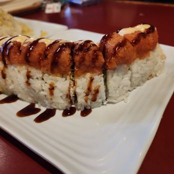 Tampopo Restaurant - So here's the thing... I forgot what my friend ordered but I believe it's called "Heart Attack Roll" - Sushi Bars Near Me - Gardena, California Tampopo Restaurant - So here's the thing... I forgot what my friend ordered but I believe it's called "Heart Attack Roll" - Sushi Bars Near Me - Gardena, California